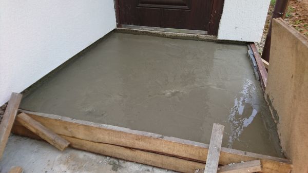 Entryway Concrete Repair in Foley